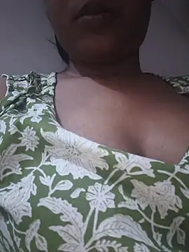 Shivani-tiwari webcam