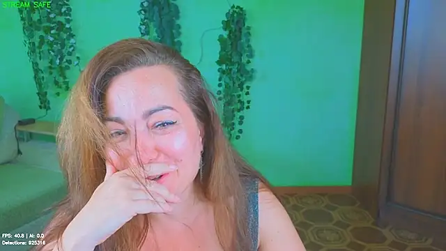 Zoe_Zephyr webcam