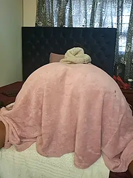 BootyCallEver webcam