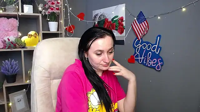 NinaFlawlees webcam