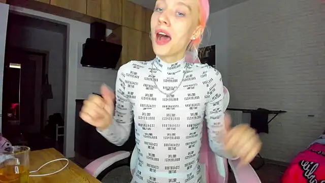 _Alice_Kitty Live Web Cam Show