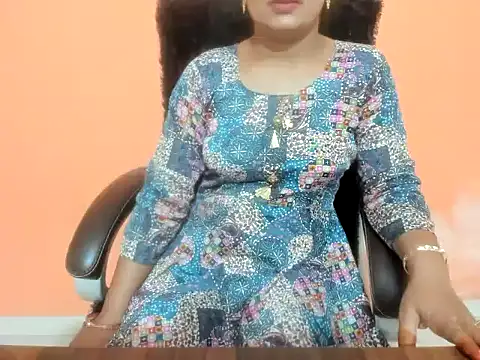 Kudi_Kiyara webcam