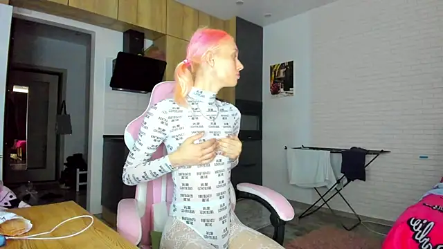_Alice_Kitty Live Web Cam Show