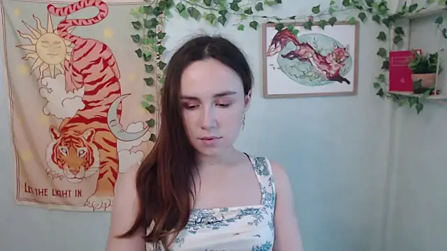 VeryVeryVeryShy_ live cam on StripChat
