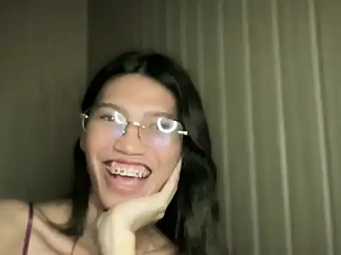 Yourgoddess_jayve webcam