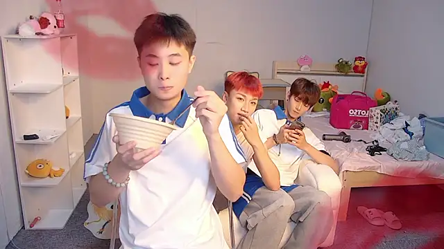 Oken57 - Male webcam sex chat