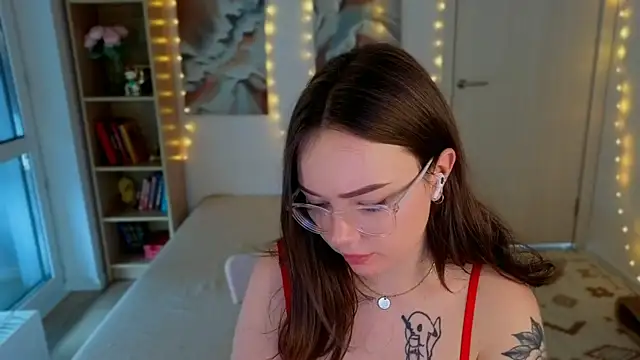 MilenaSaint webcam