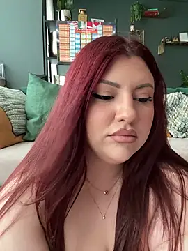 CurvyKimmy1