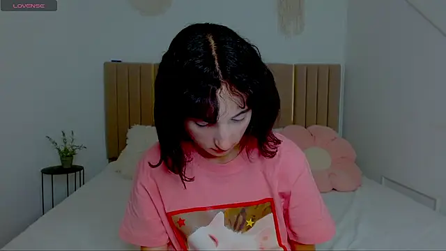 Little_zoi webcam