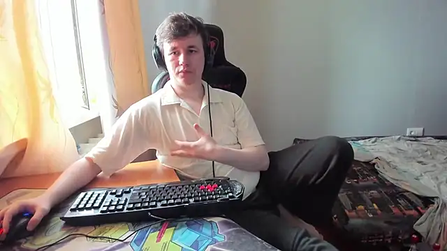 iliaskrislove webcam
