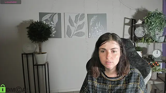 MartaEdams webcam