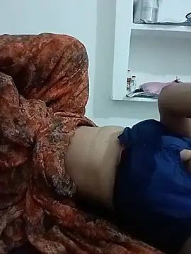Menka_cut34 webcam