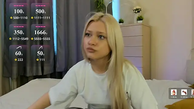MidnightPoise live cam on StripChat