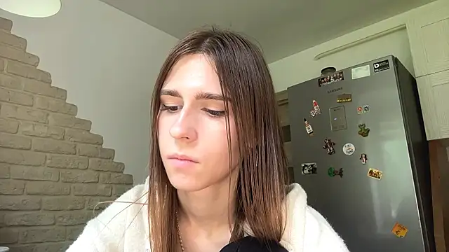 ZaraGuyette webcam