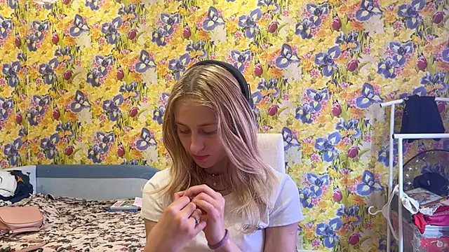LisaBam webcam