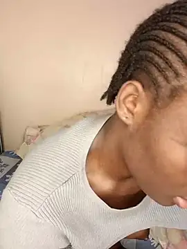 pookiezuu webcam