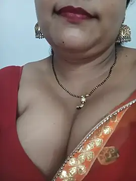 Nyra-23 live cam on StripChat