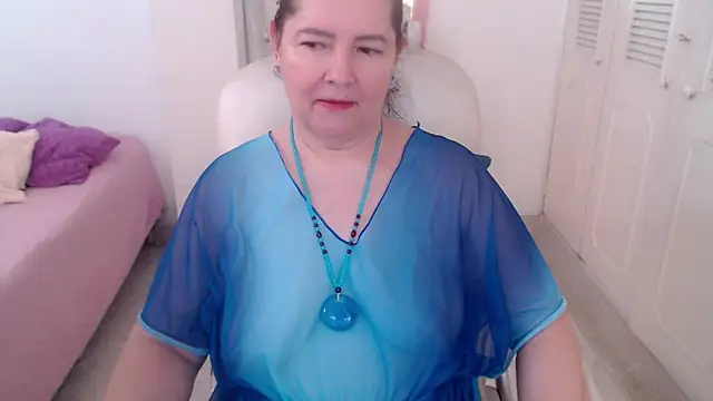 leonela_69 webcam