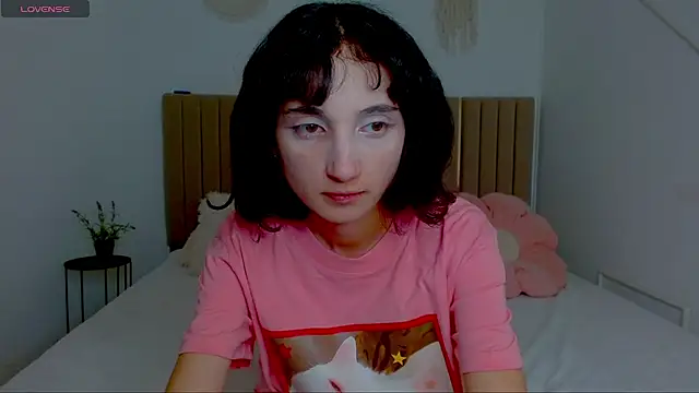 Little_zoi webcam