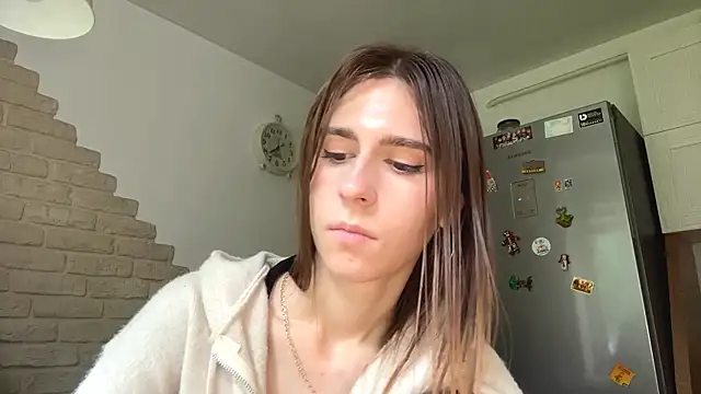 ZaraGuyette webcam