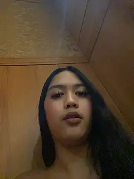 sexyasiancock_yllana webcam