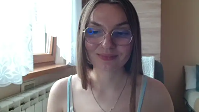 LooveELLYx live cam on StripChat