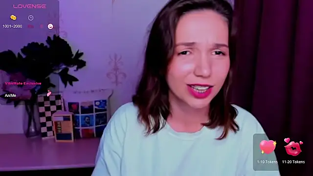 KindHazelHere_ webcam