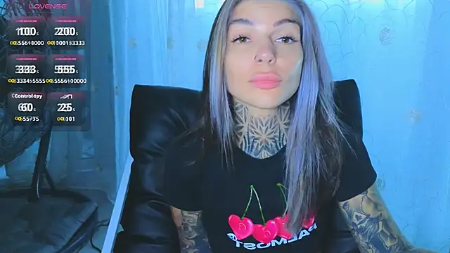 tattooedBabyy live cam on StripChat
