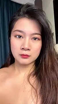 mo-mo-69 Live Web Cam Show