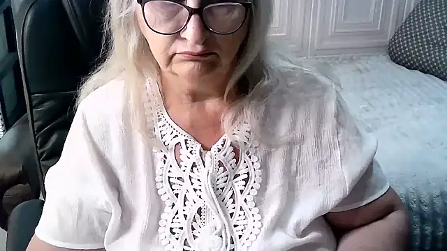 LolkaAlyss webcam