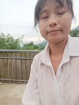 Linda-yiyi webcam