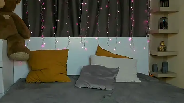 IninityKittyx webcam