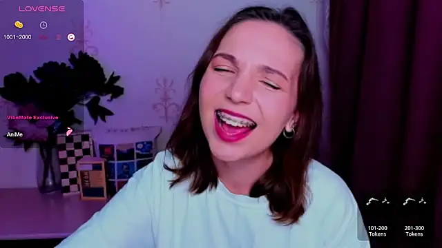KindHazelHere_ webcam