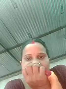 Shivani09900 webcam