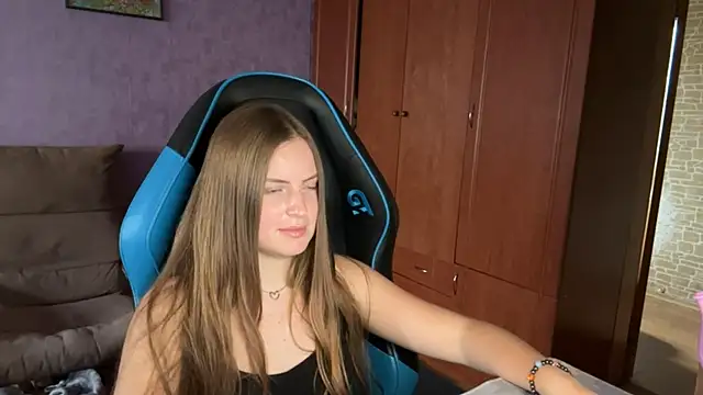 SilkSinner_ webcam