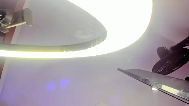 LittleeJaz webcam