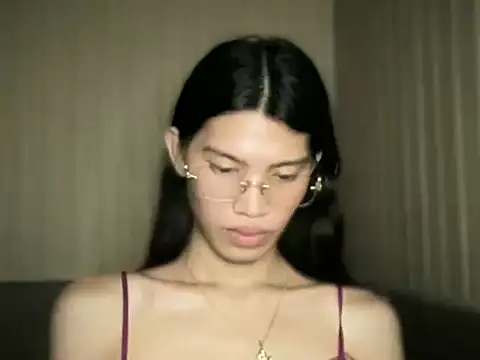 Yourgoddess_jayve webcam