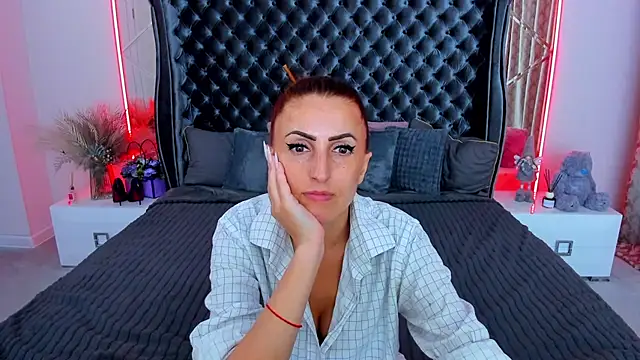 Rebecca_Diamond webcam