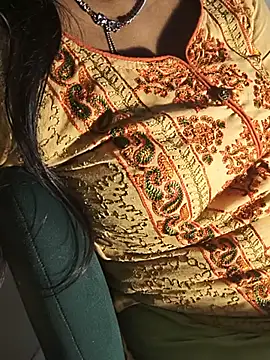 DIRTYSECRET_QUEEN_07 webcam