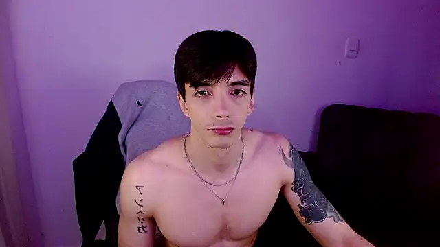 H3ll_B0I webcam