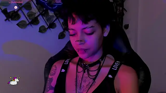 Anny_Kiitty webcam