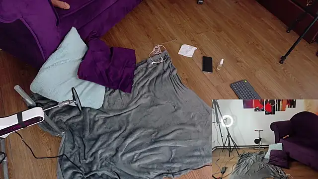 emma_sexxy live cam on StripChat