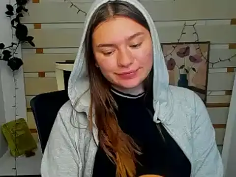 Josephine_Kiss webcam