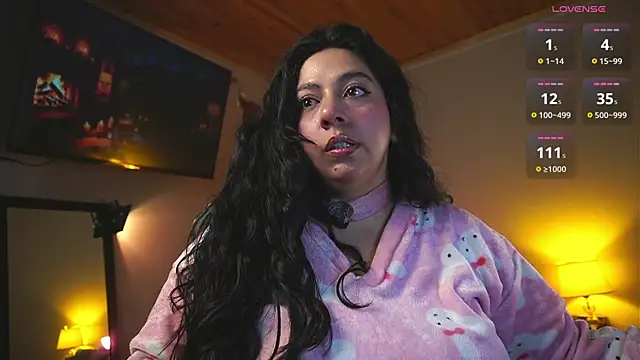 coraline_latin webcam