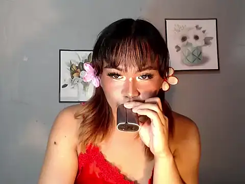 Asianblk_barbiedoll webcam