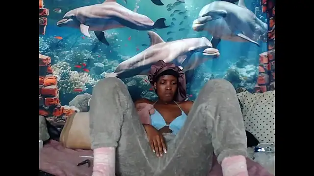 AfricanBarbiee69 webcam
