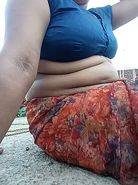 Menka_cut34 webcam