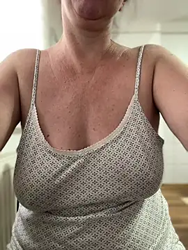 sweetmystery1 webcam