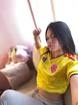 pamelajonsom_ - PamelaJonsom_'s free webcam - UK Sex Cams