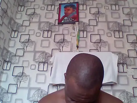 Chumba_001 live cam on StripChat